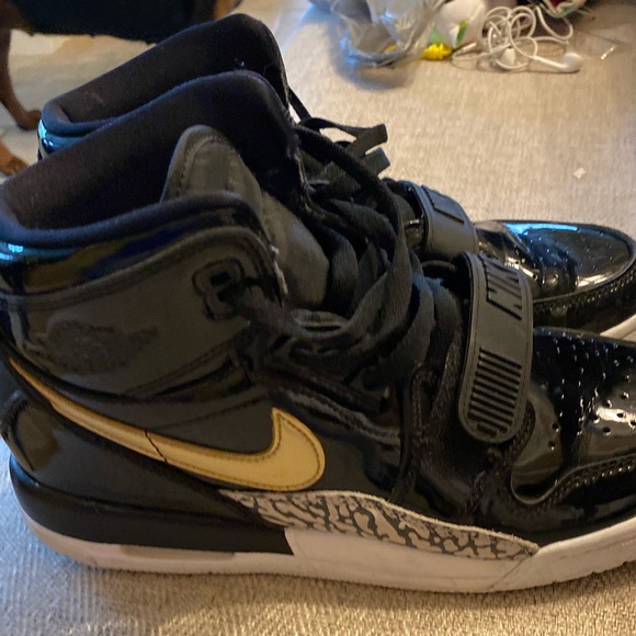 Jordan Legacy 312 'Black Gold' - Picture 1 of 1